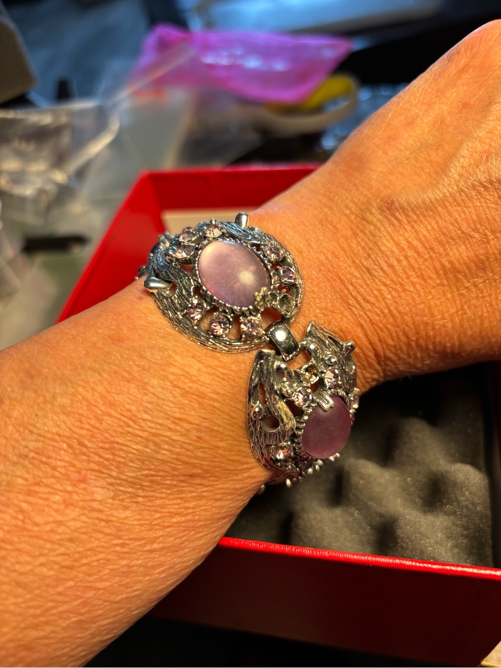 Selro Corp Vintage Silver Bracelet with Lavender Cabochon Accents